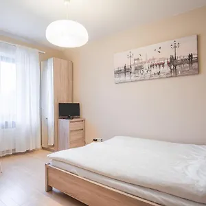 Hostel Wood Airport, Warszawa